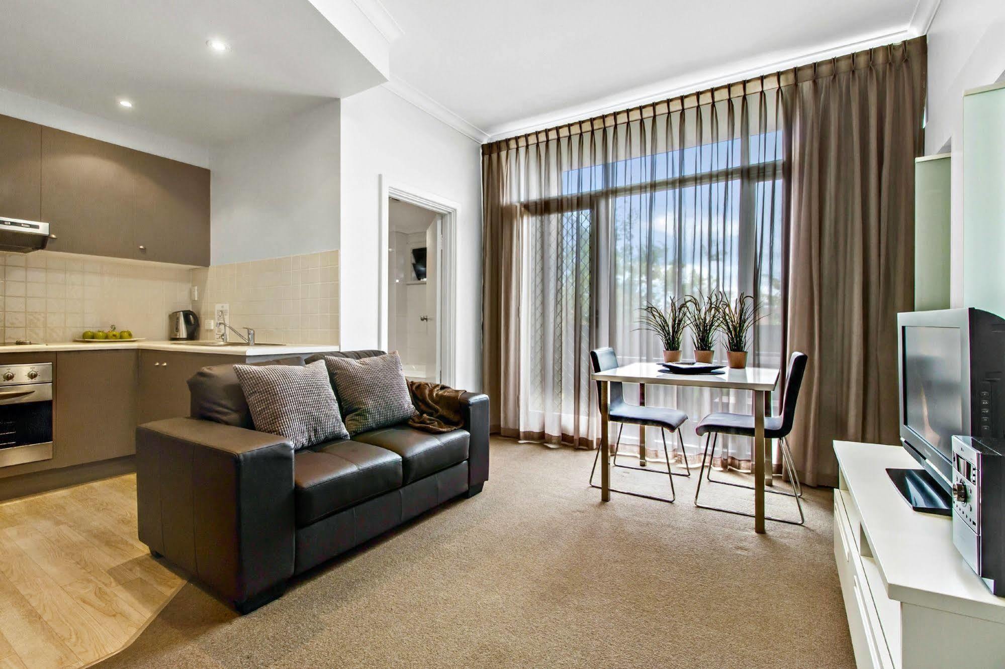 Adelaide Dress Circle Apartments - Ward Street ภายนอก รูปภาพ