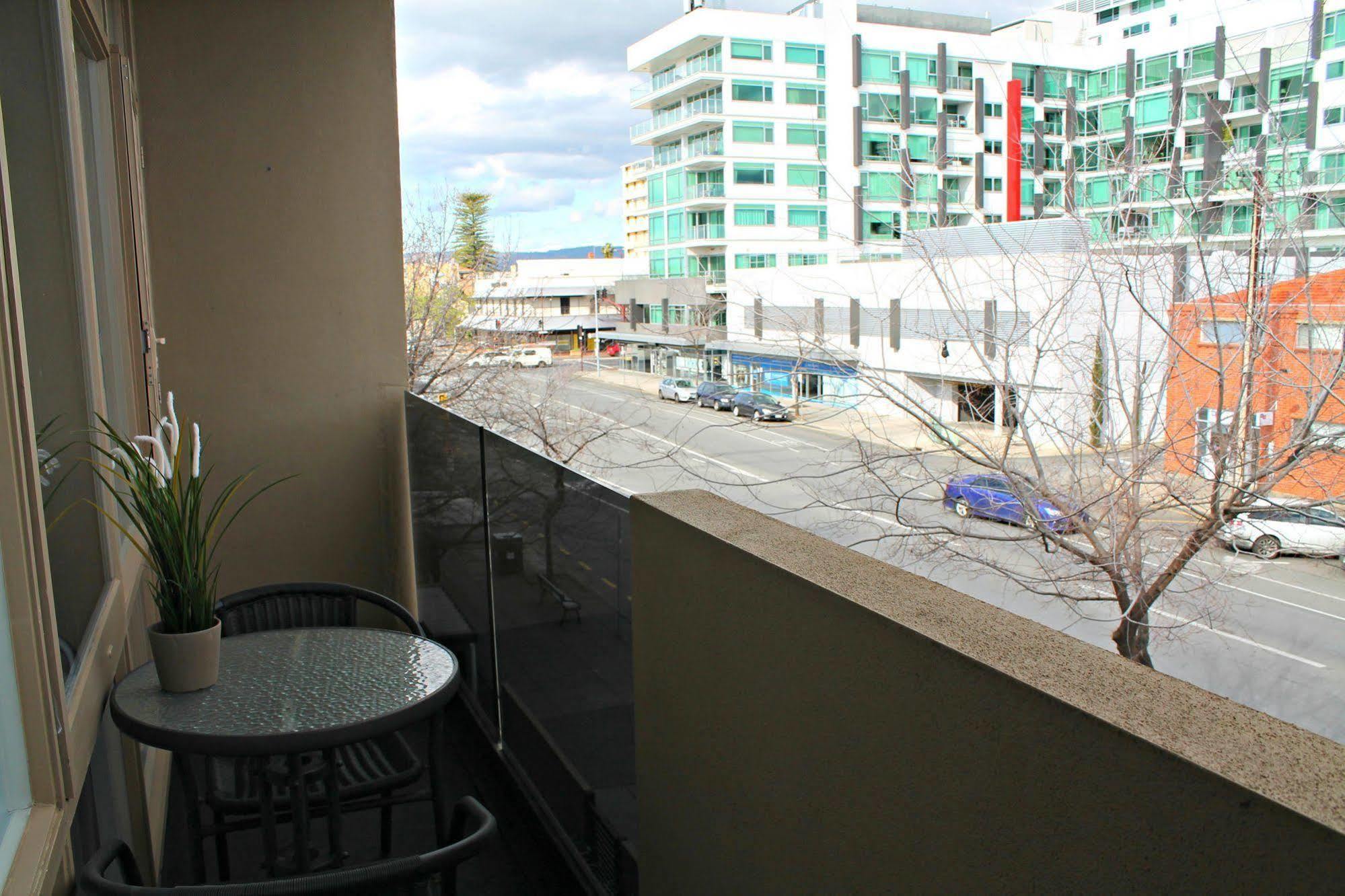 Adelaide Dress Circle Apartments - Ward Street ภายนอก รูปภาพ